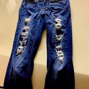 Size 1 Mudd Ripped Front Jeans